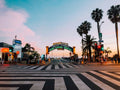 THE $ANTA MONICA PIER: OCEAN LIVE